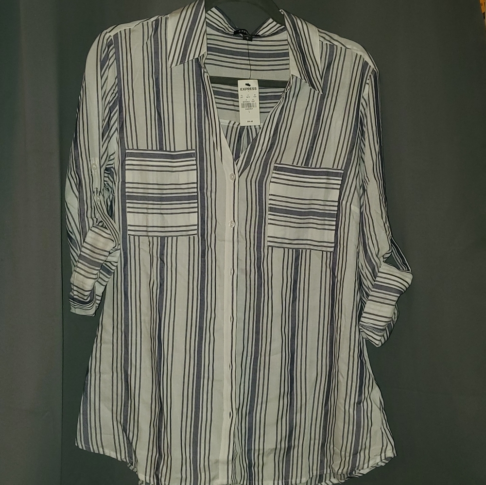 NWT Express Top. Size Large